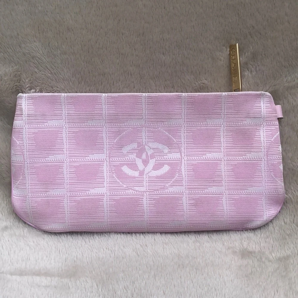 CHANEL New Travel Line Pink Pochette